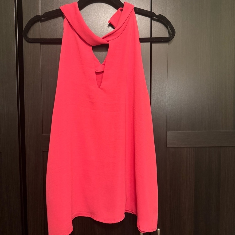 She + Sky Hot Pink Sleeveless Keyhole Top​​​